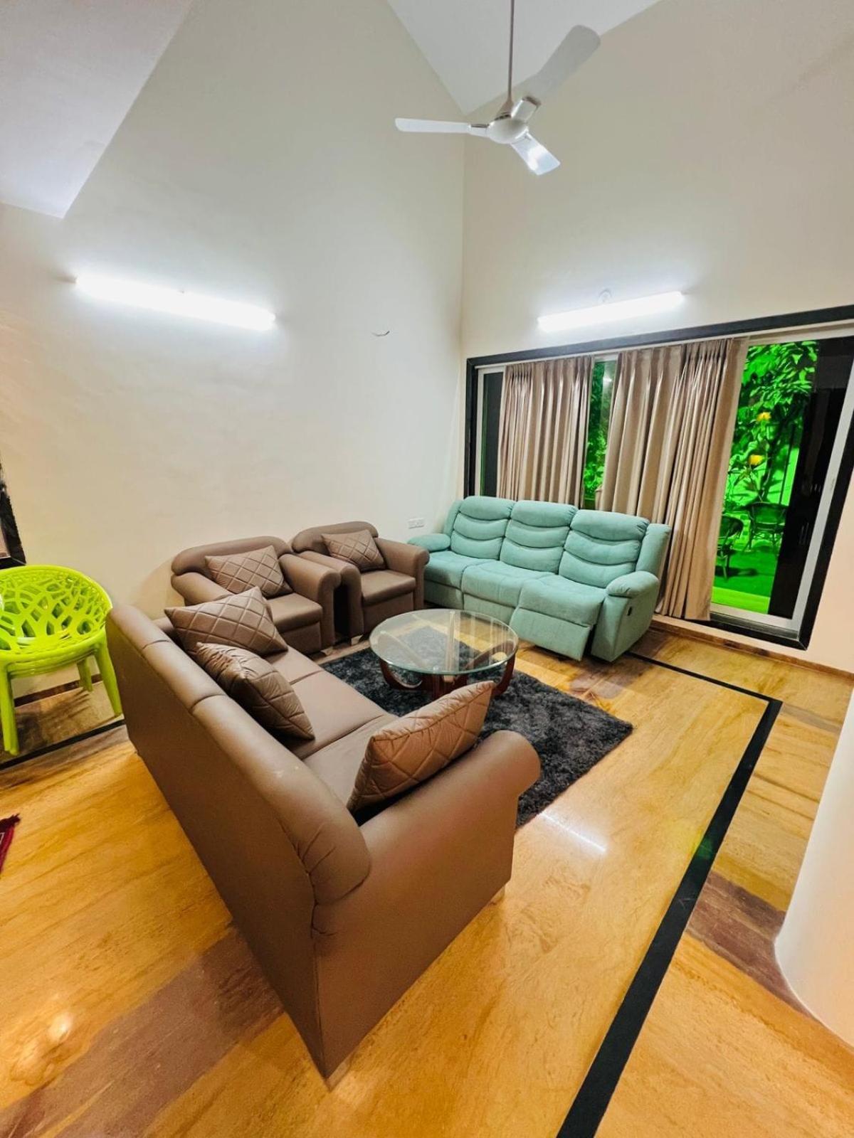 Taj Villa With Free Wifi Лонавала Екстериор снимка